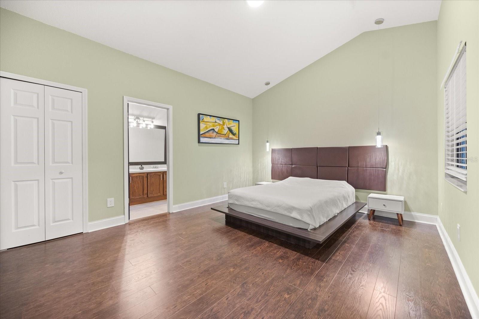 407 MORNING GLORY DR