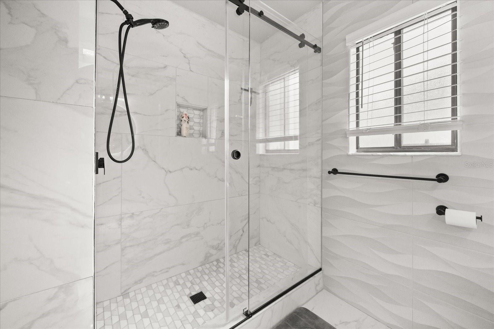 407 MORNING GLORY DR
