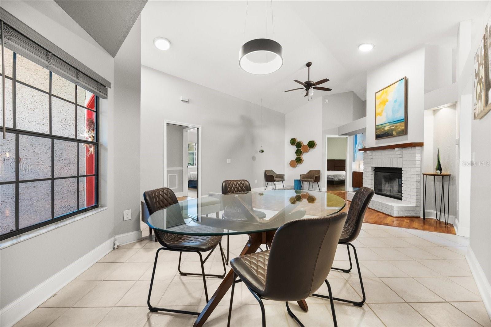 407 MORNING GLORY DR
