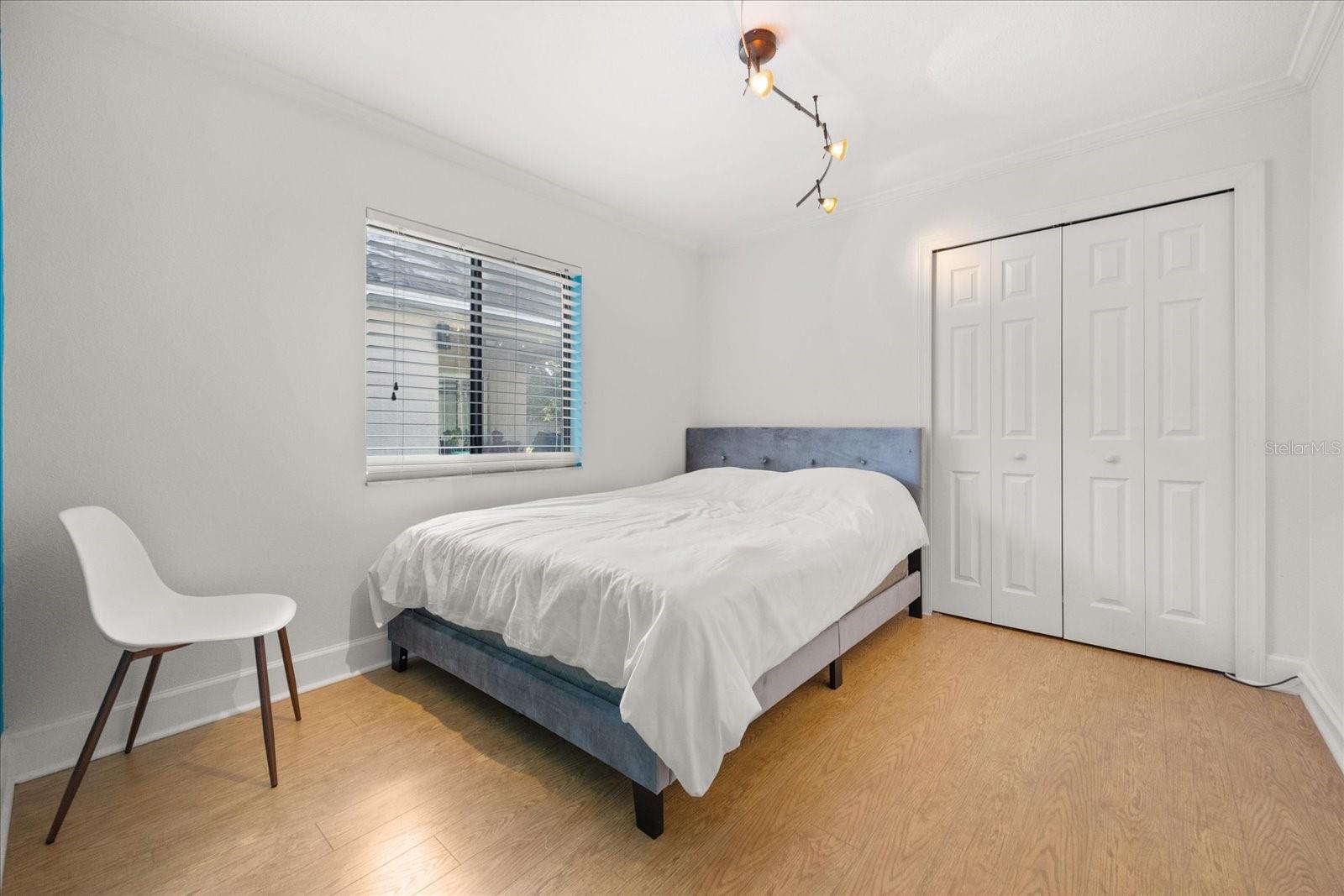 407 MORNING GLORY DR