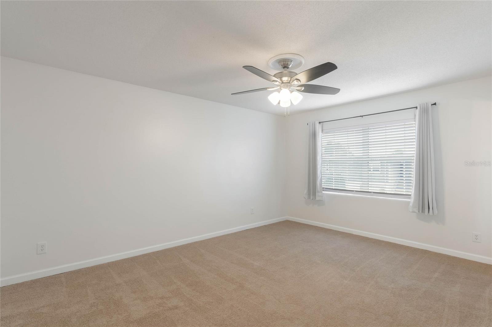 1000 S SEMORAN BLVD #814