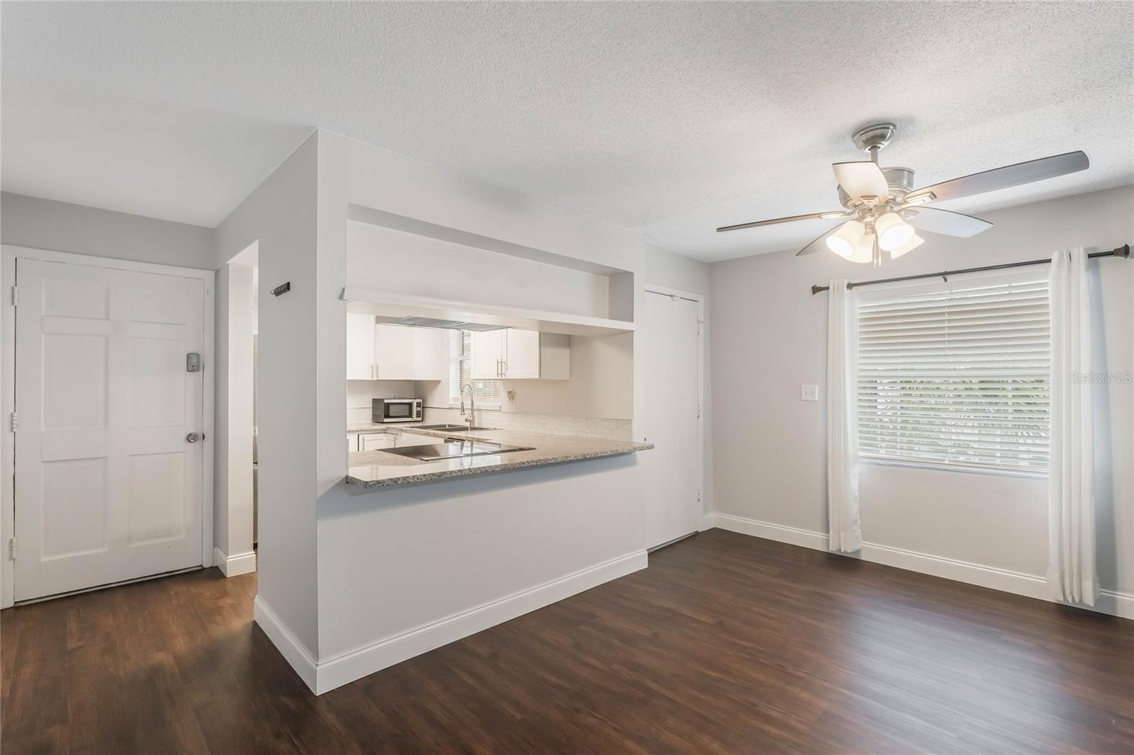 1000 S SEMORAN BLVD #814