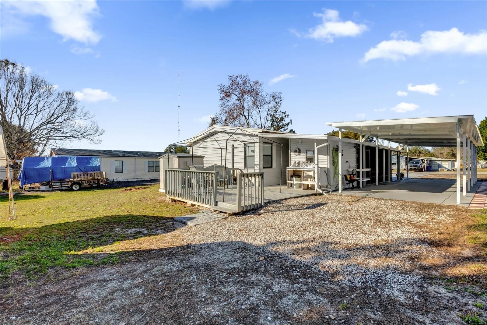 28 DA ROSA AVE