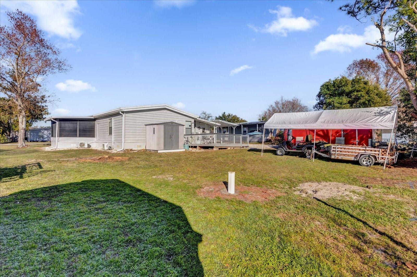 28 DA ROSA AVE