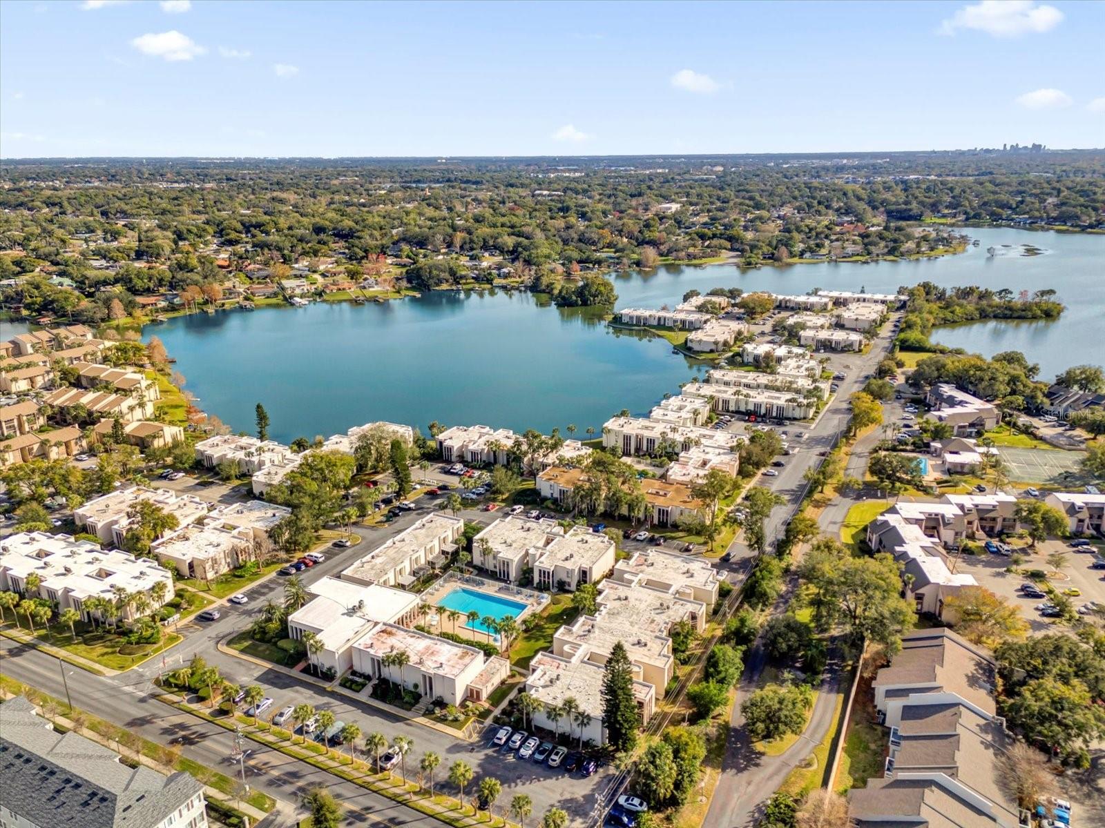 526 ORANGE DR #37