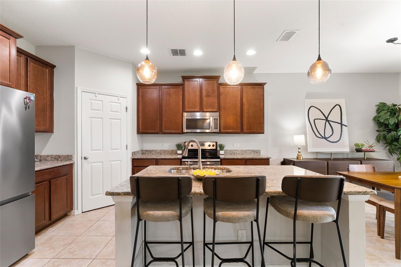 660 EGRET PLACE DR