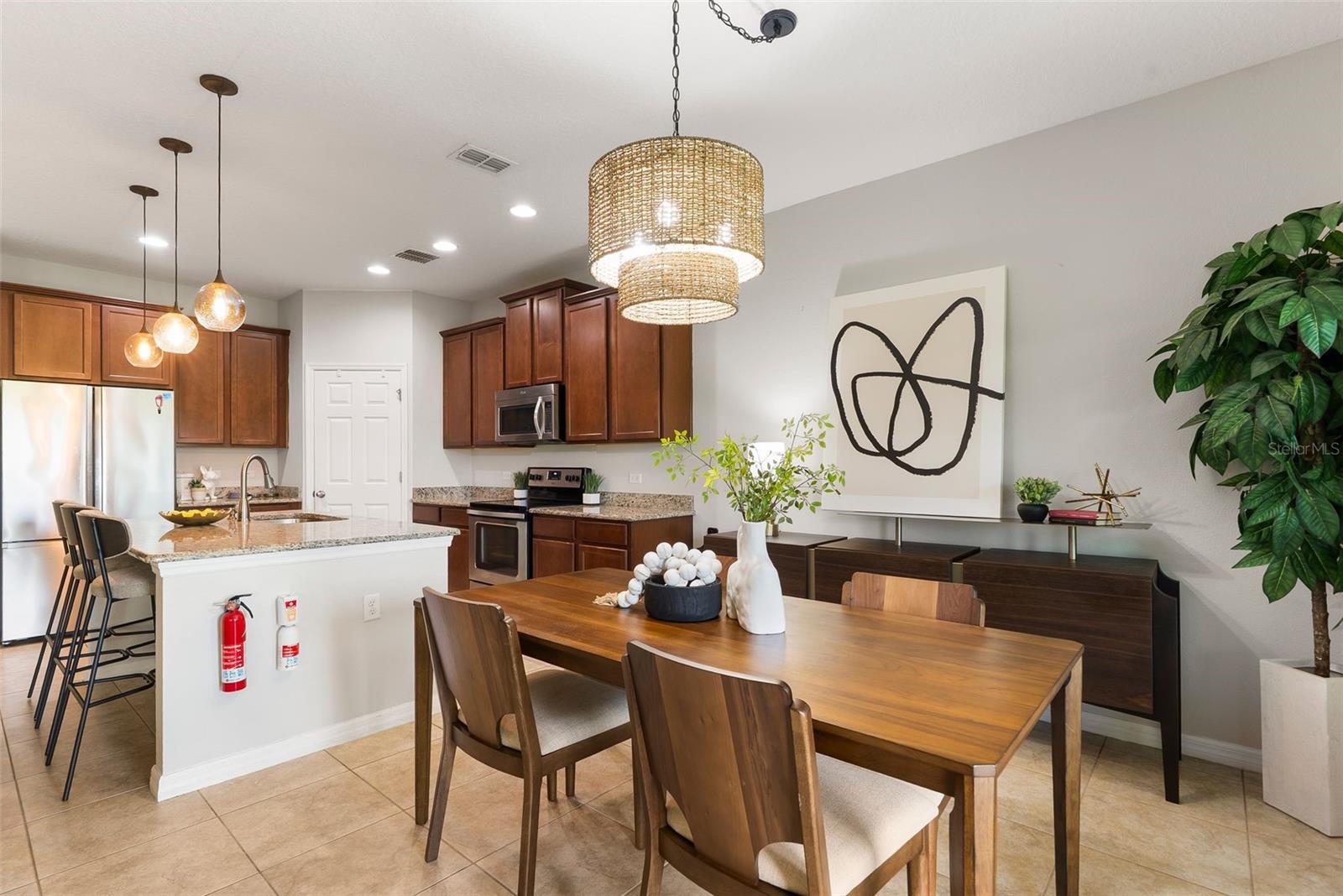 660 EGRET PLACE DR