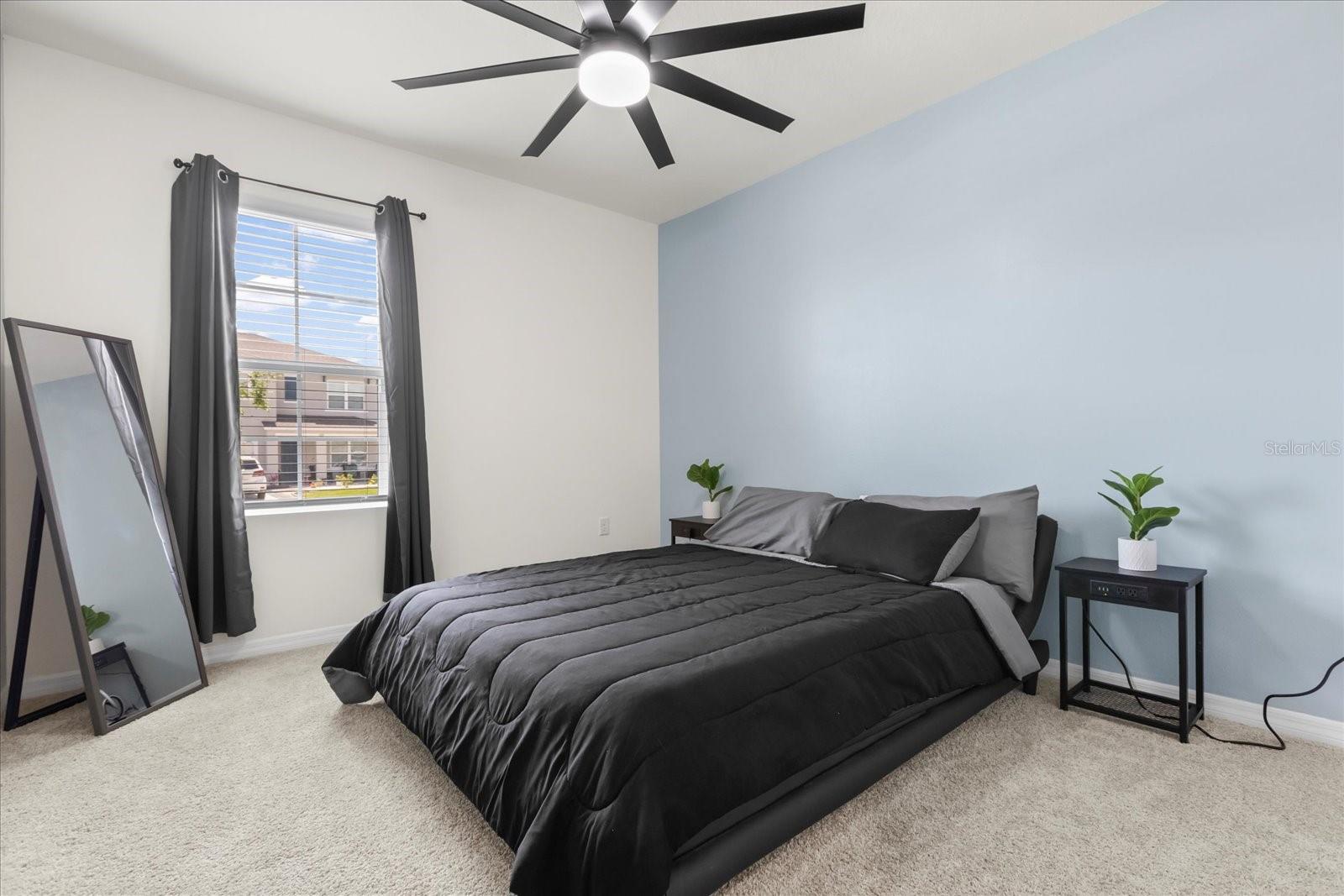 445 AUBURN GROVE PL