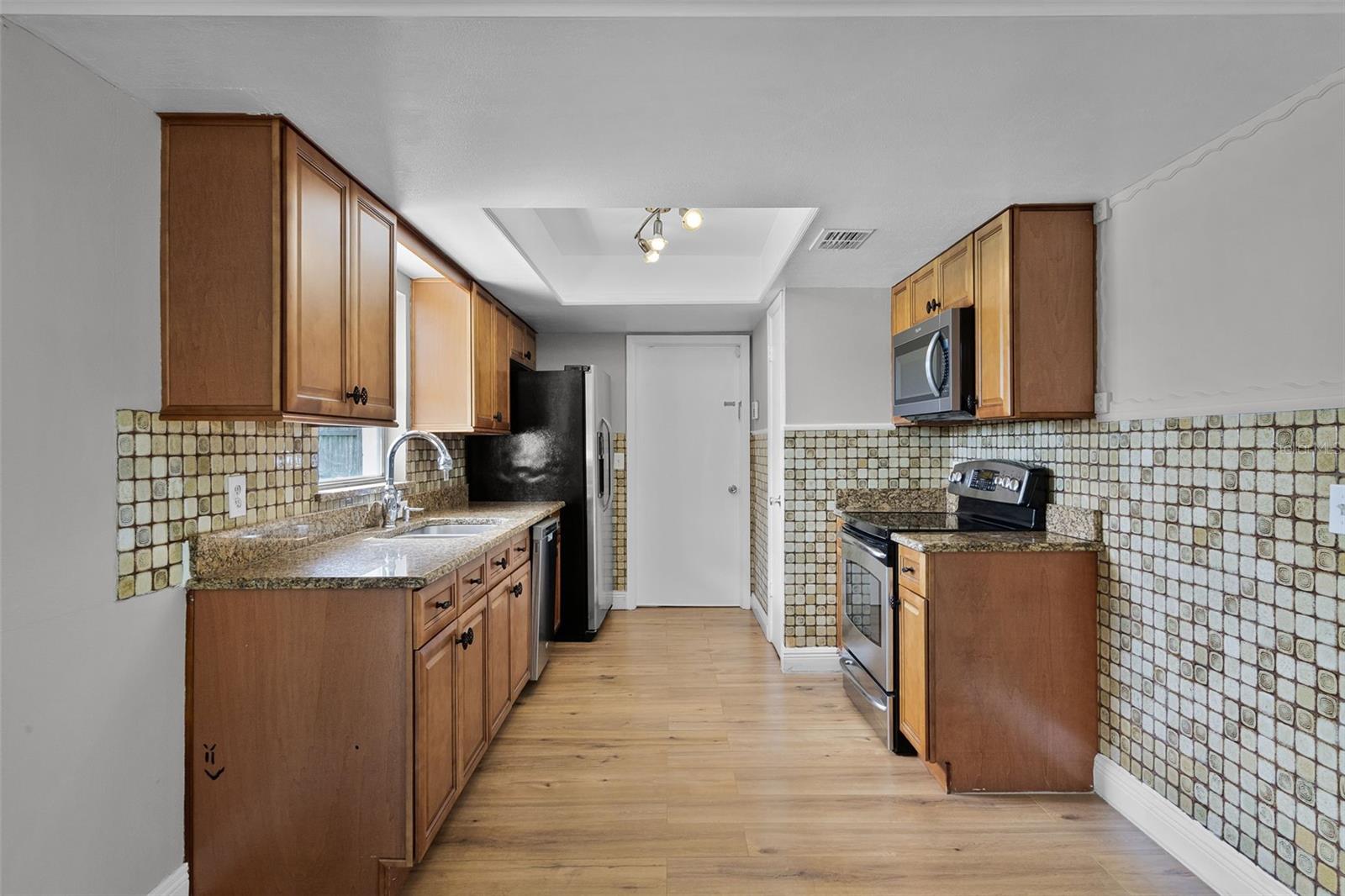 123 TUXPAN LN