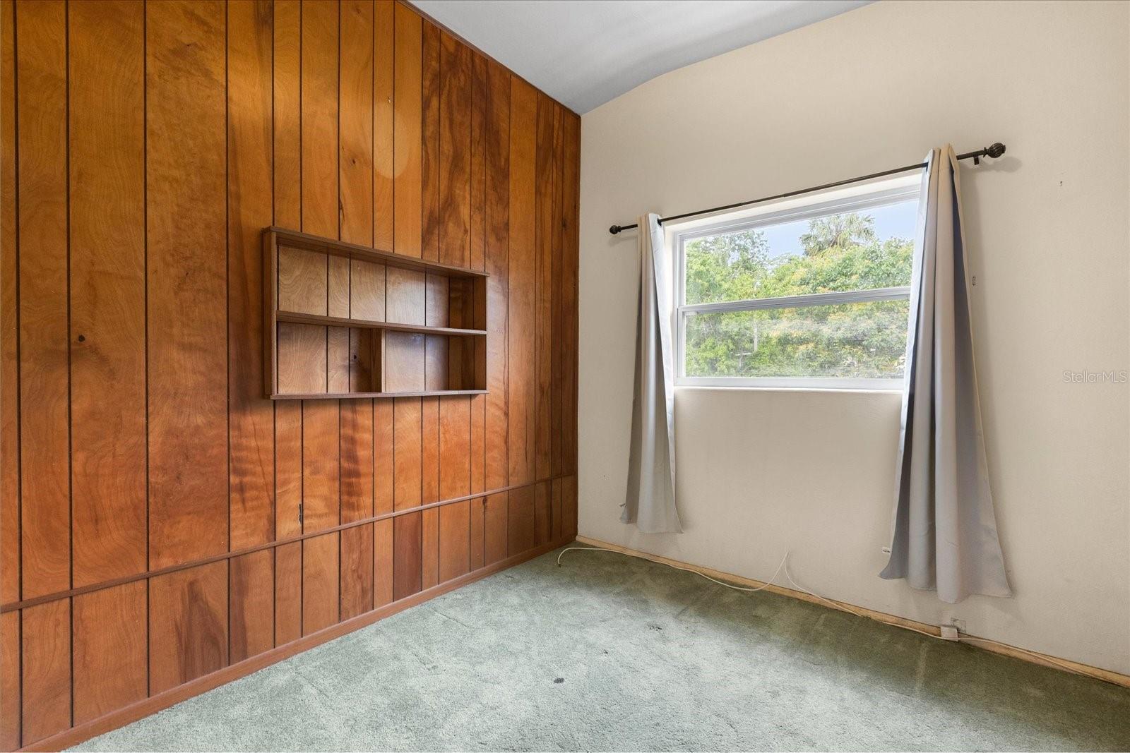 137 W LAUREN CT