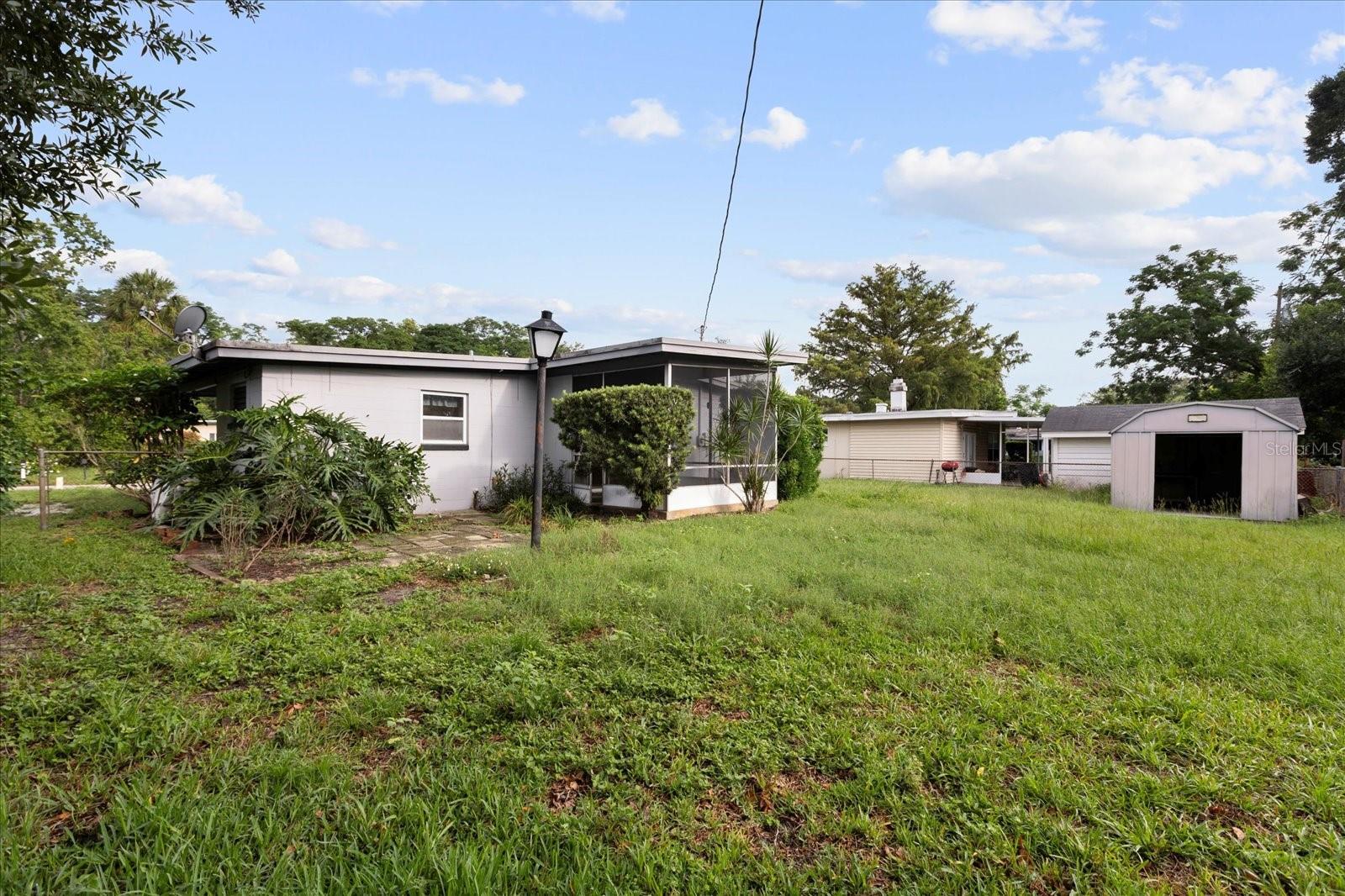 137 W LAUREN CT