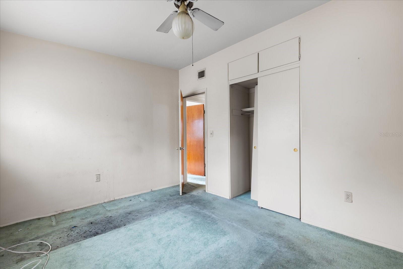 137 W LAUREN CT
