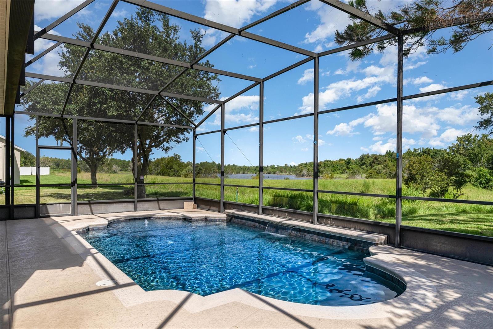 1721 SAFFRON PLUM LN