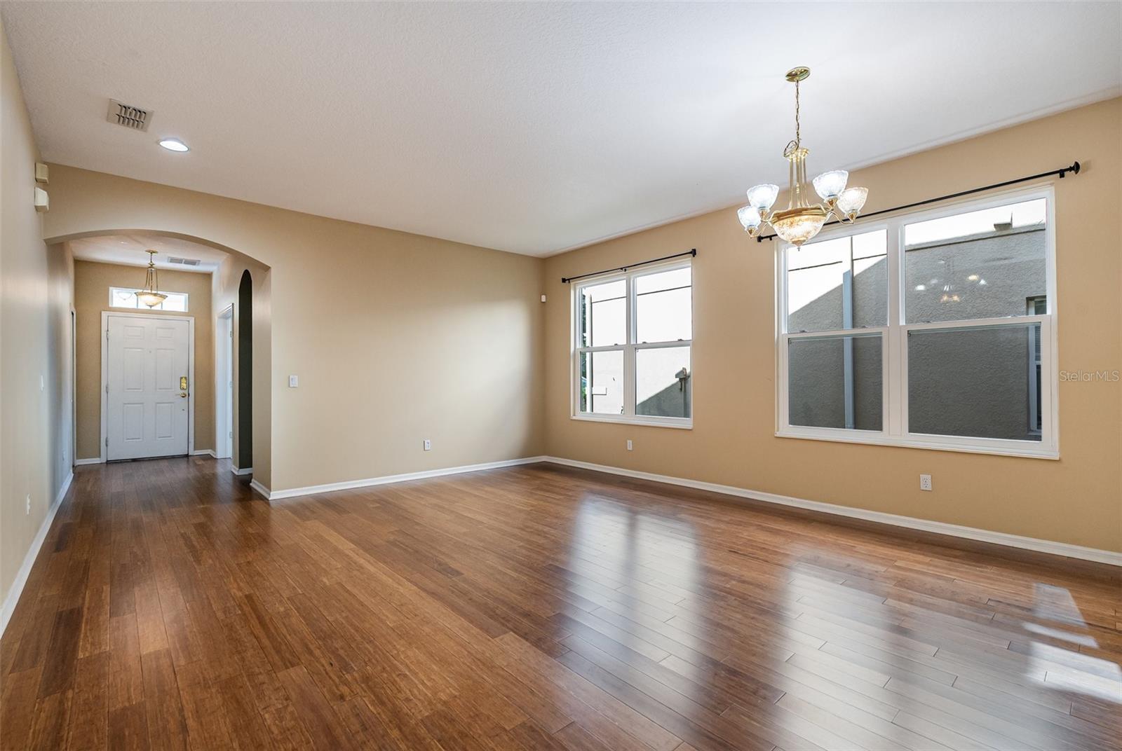 1721 SAFFRON PLUM LN