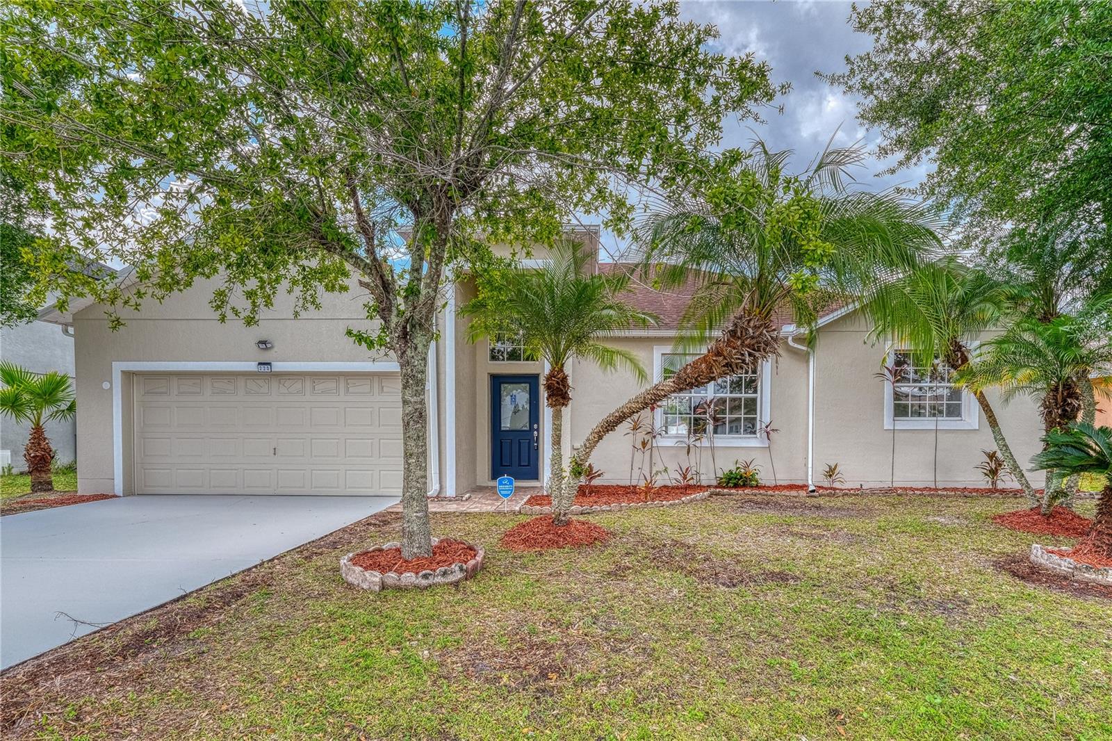 220 ABBOTSBURY DR