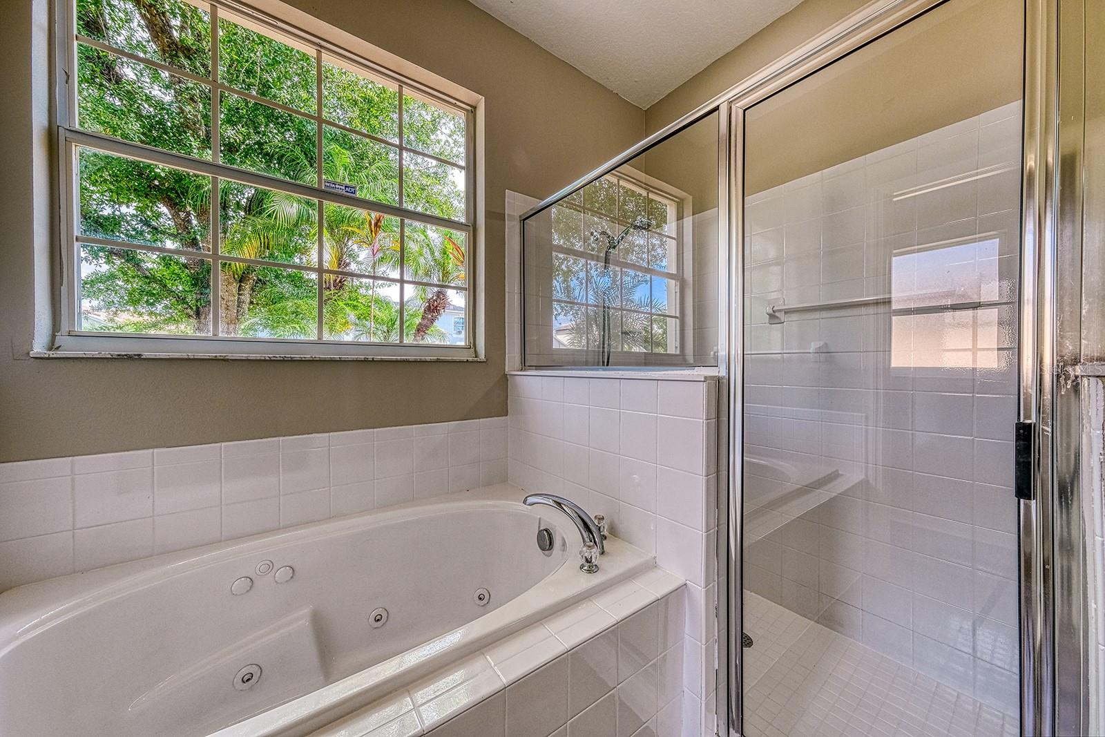 220 ABBOTSBURY DR