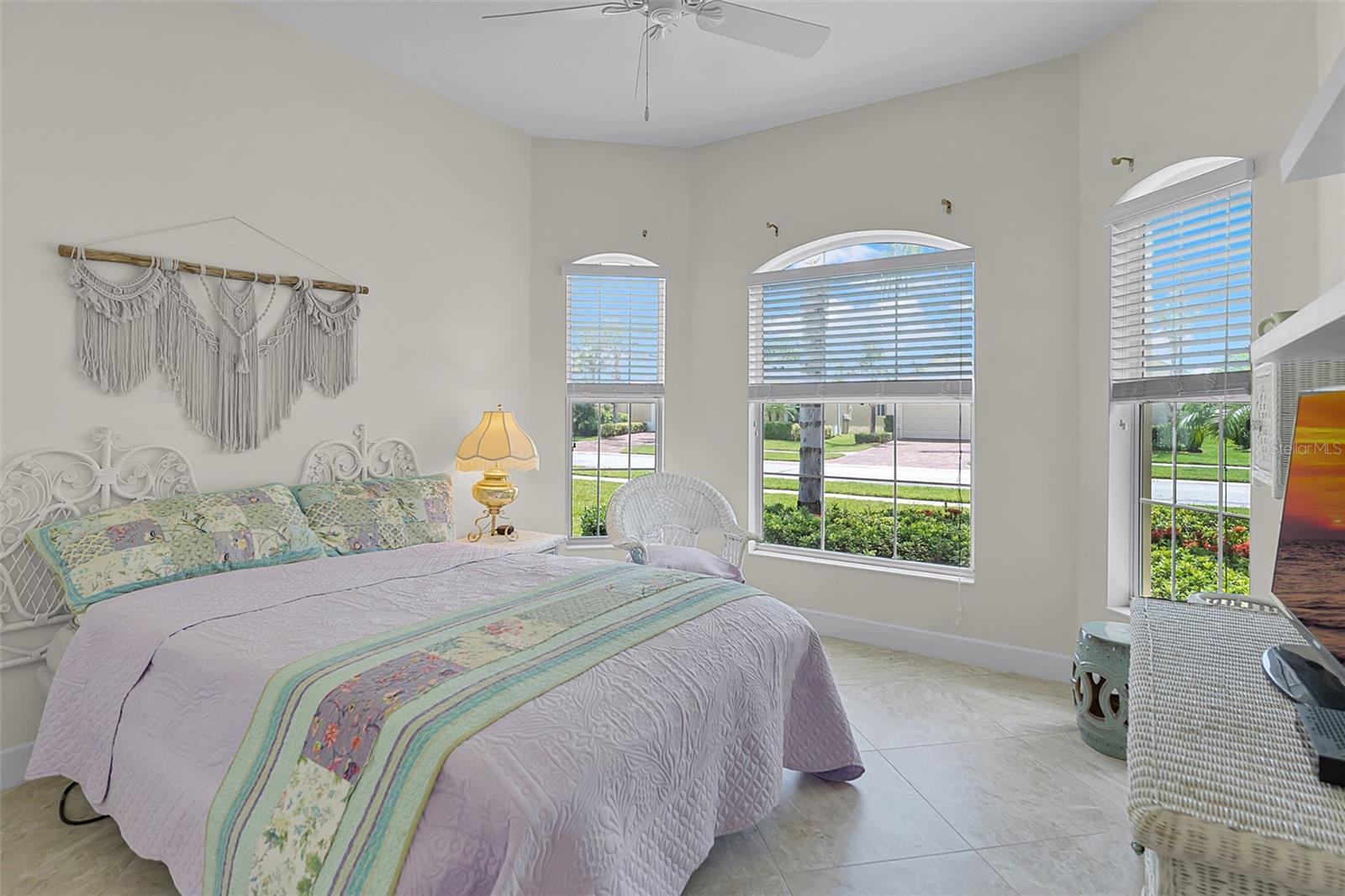 1868 PACIFIC DUNES DR