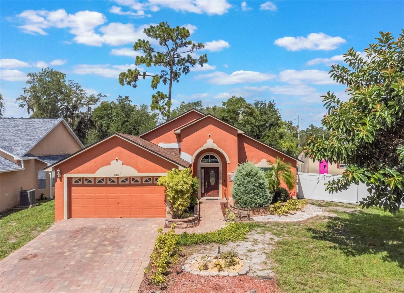 640 VALENCIA PLACE CIR