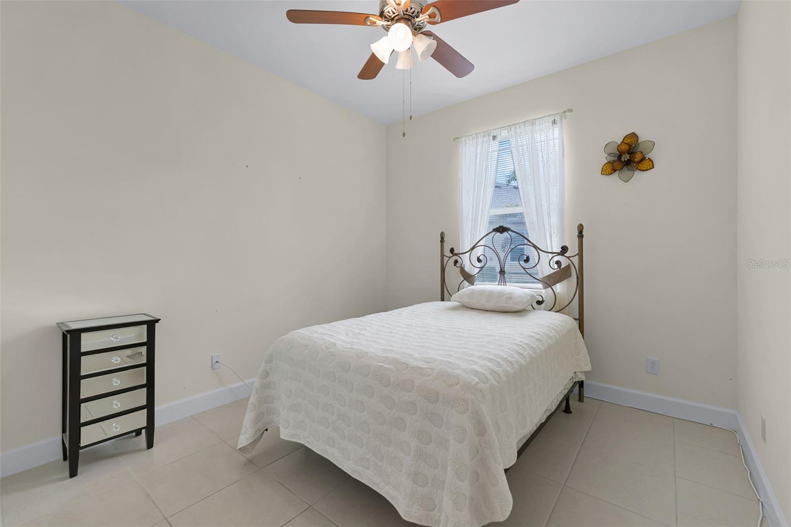 2504 SAPPHIRE GREENS LN