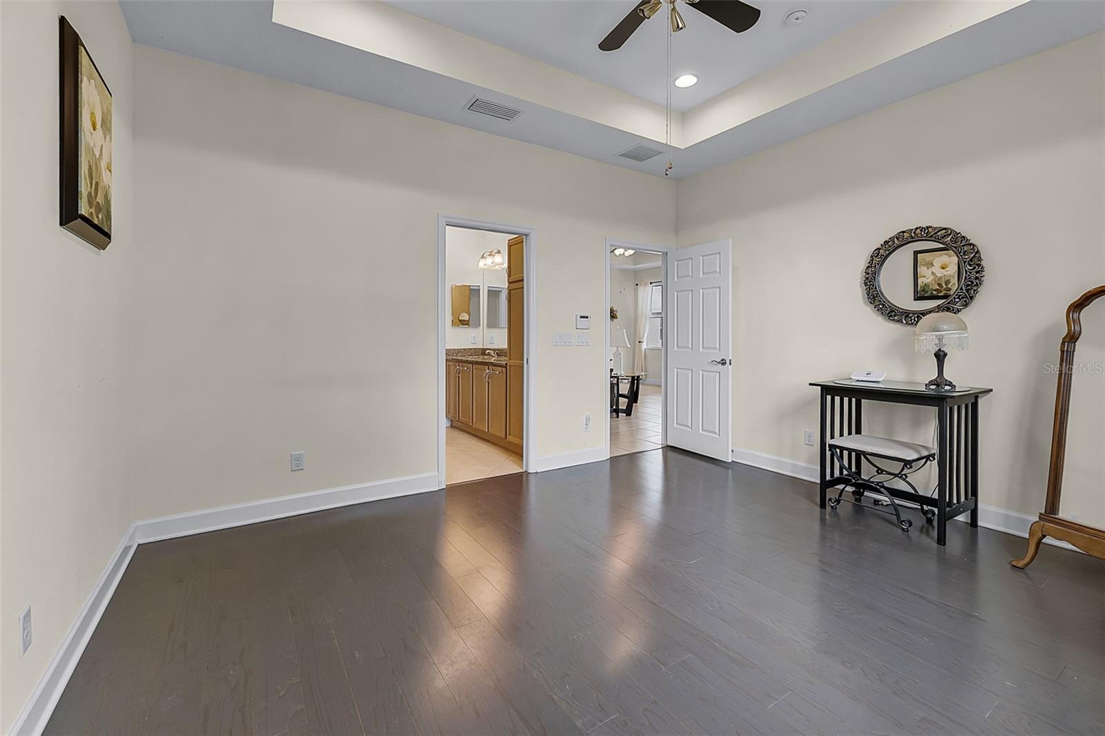 2504 SAPPHIRE GREENS LN