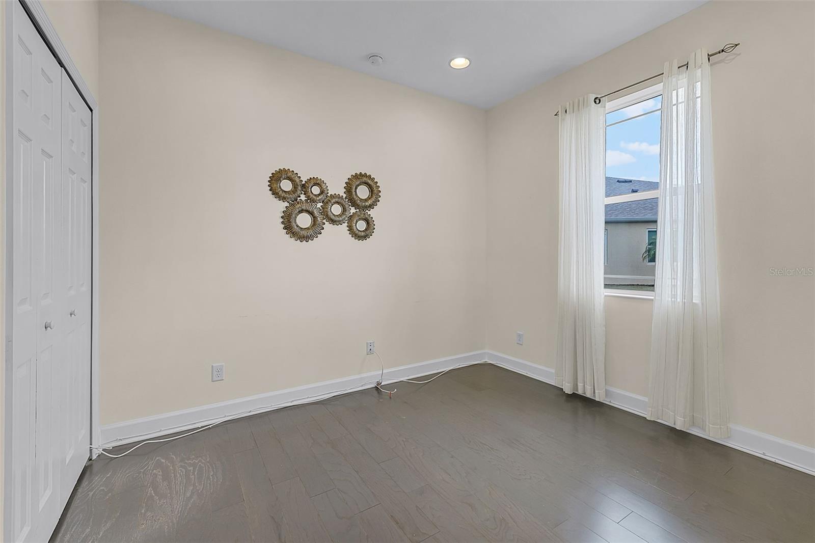 2504 SAPPHIRE GREENS LN