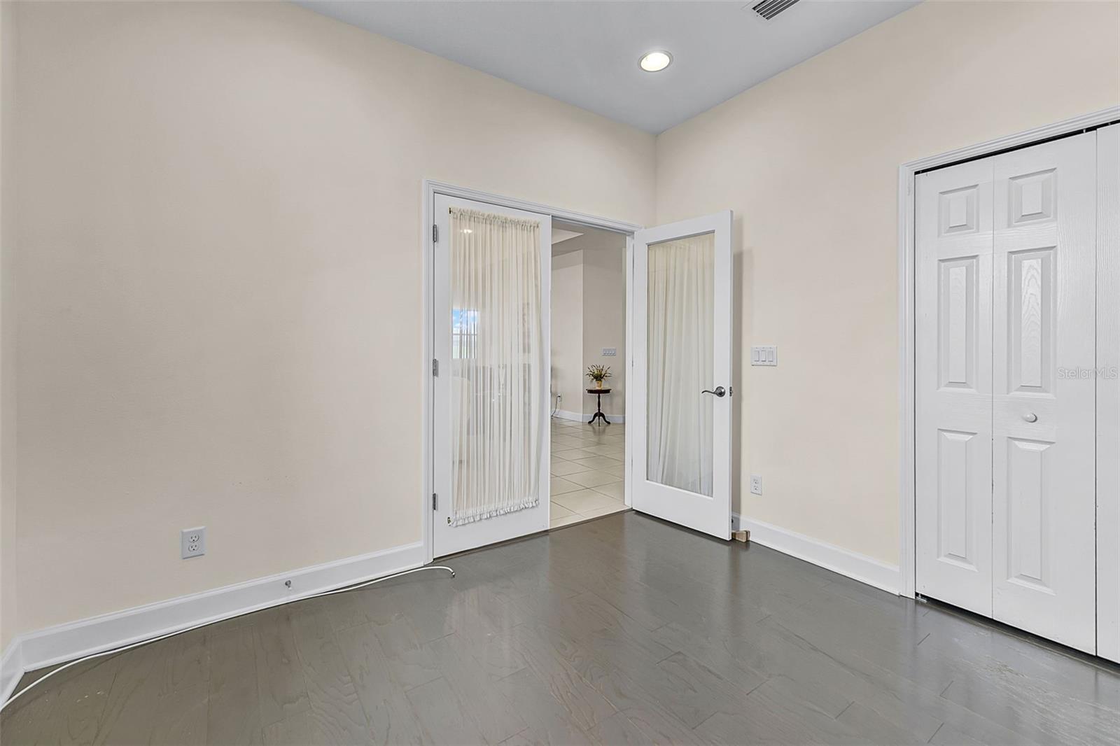 2504 SAPPHIRE GREENS LN