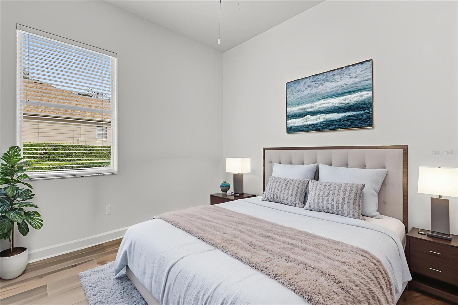 6894 HIDDEN GLADE PL