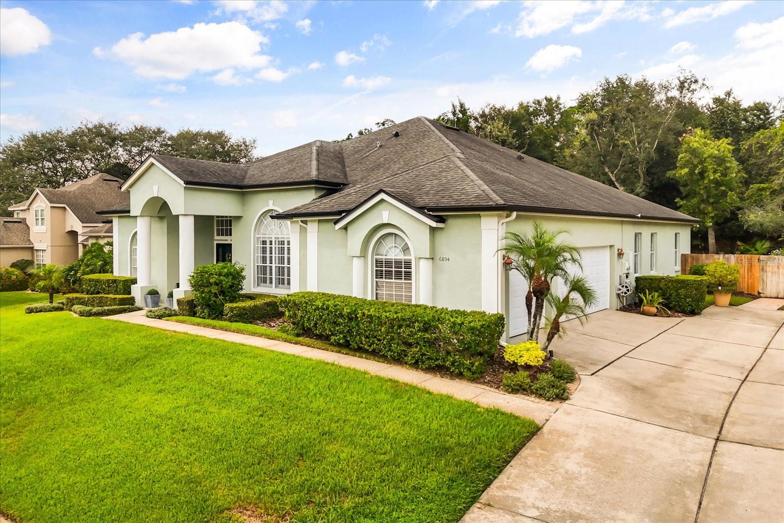 6894 HIDDEN GLADE PL