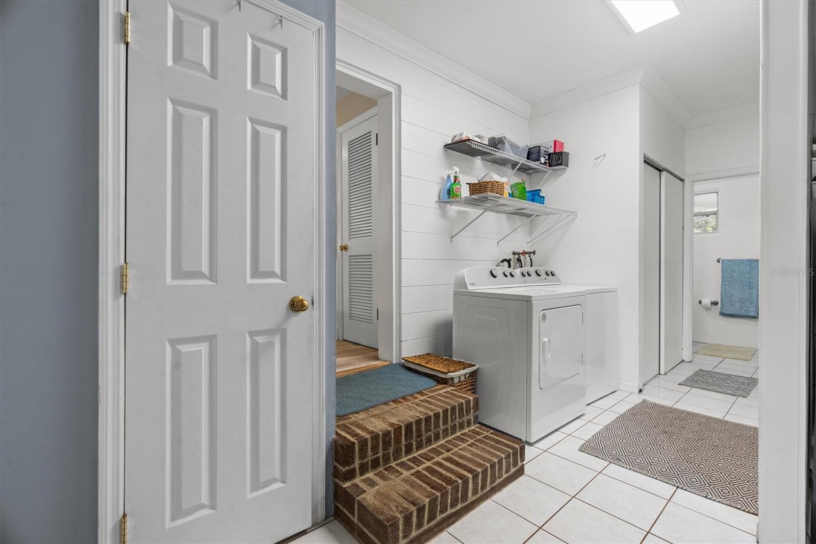 4608 LAKE HOLDEN HILLS DR