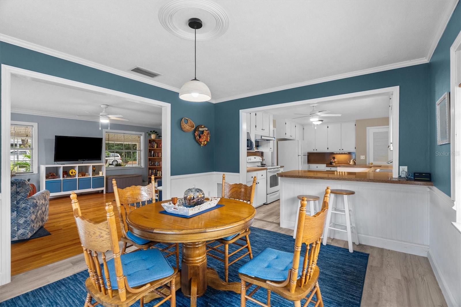 4608 LAKE HOLDEN HILLS DR