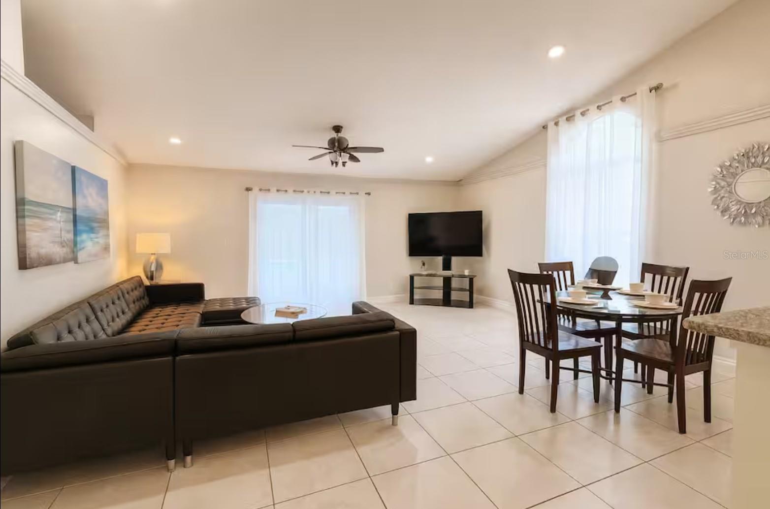 3275 SMOKE SIGNAL CIR