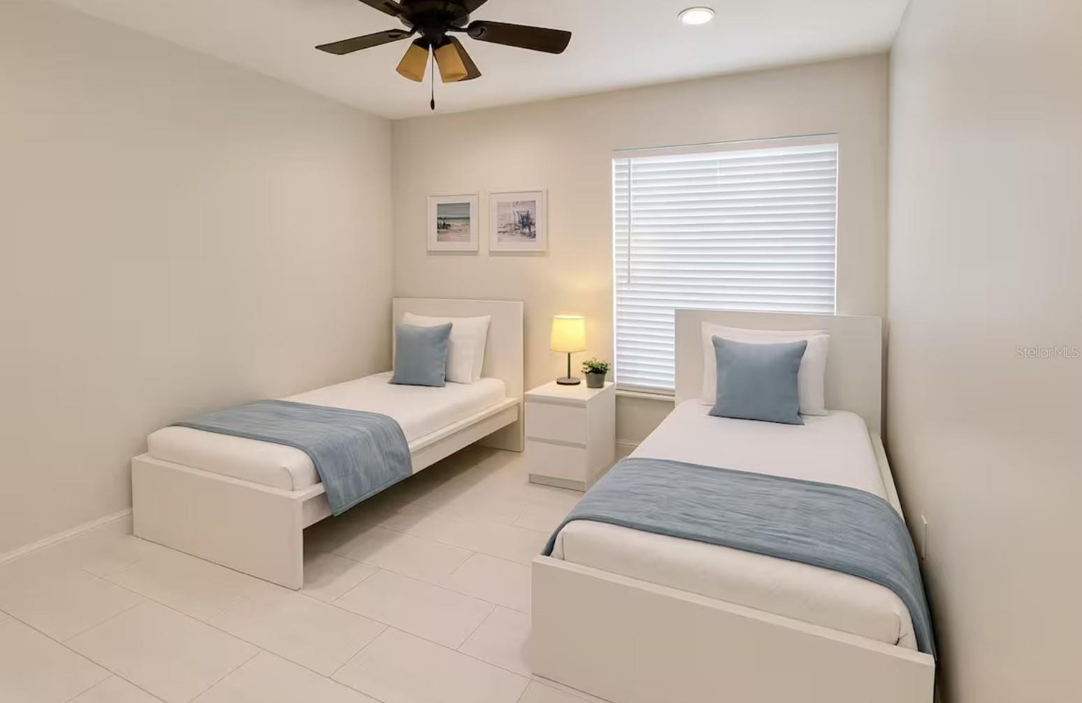 3275 SMOKE SIGNAL CIR