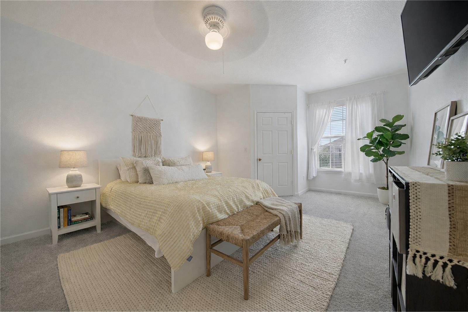 14205 FALLS CHURCH DR #2005