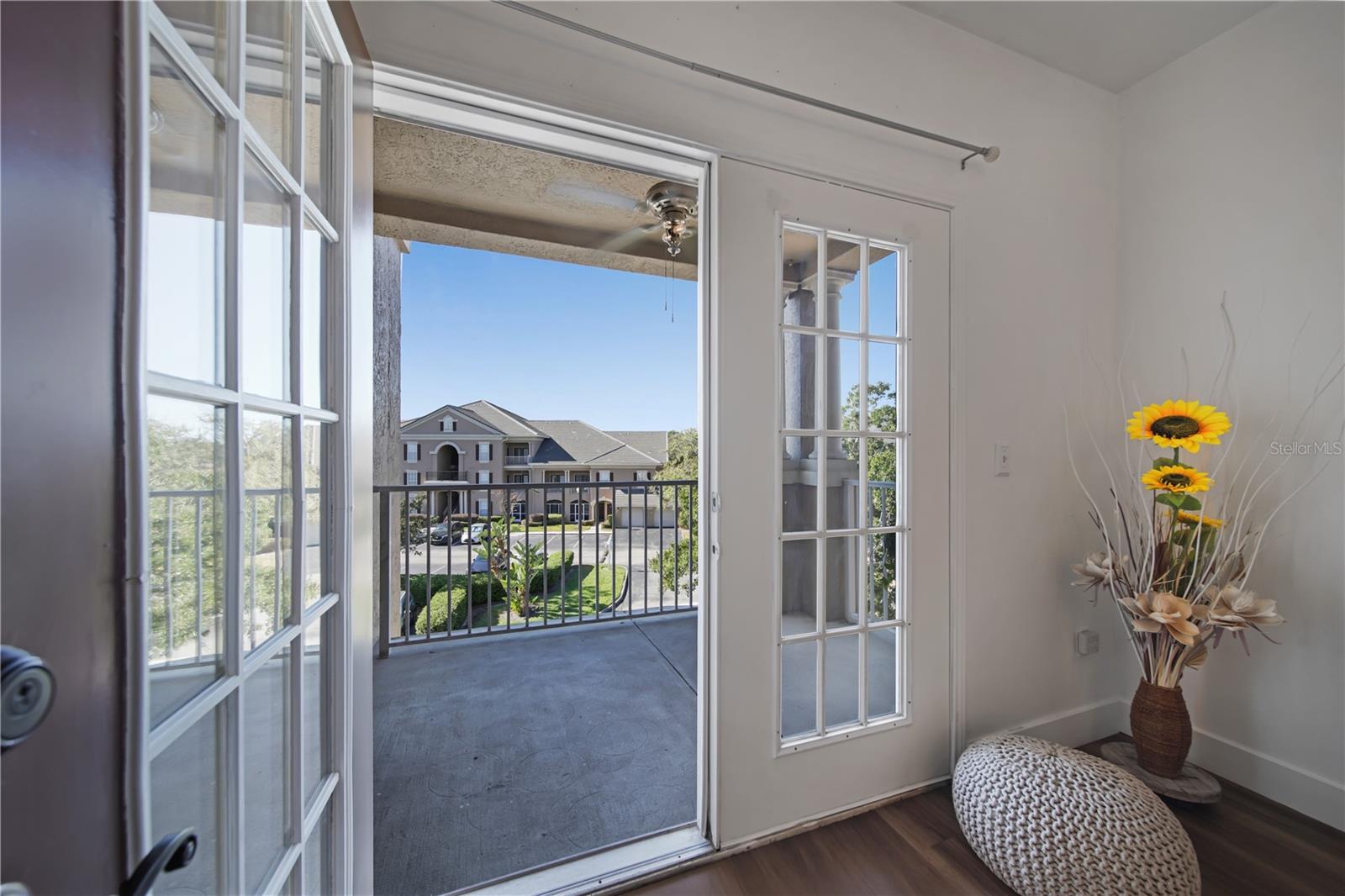 14205 FALLS CHURCH DR #2005