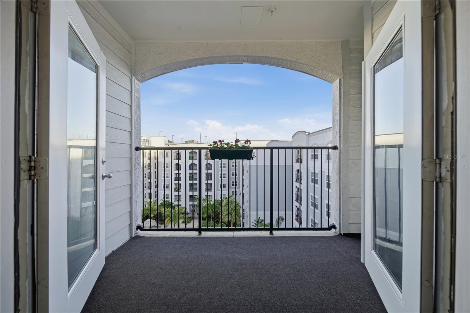 204 E SOUTH ST #6052