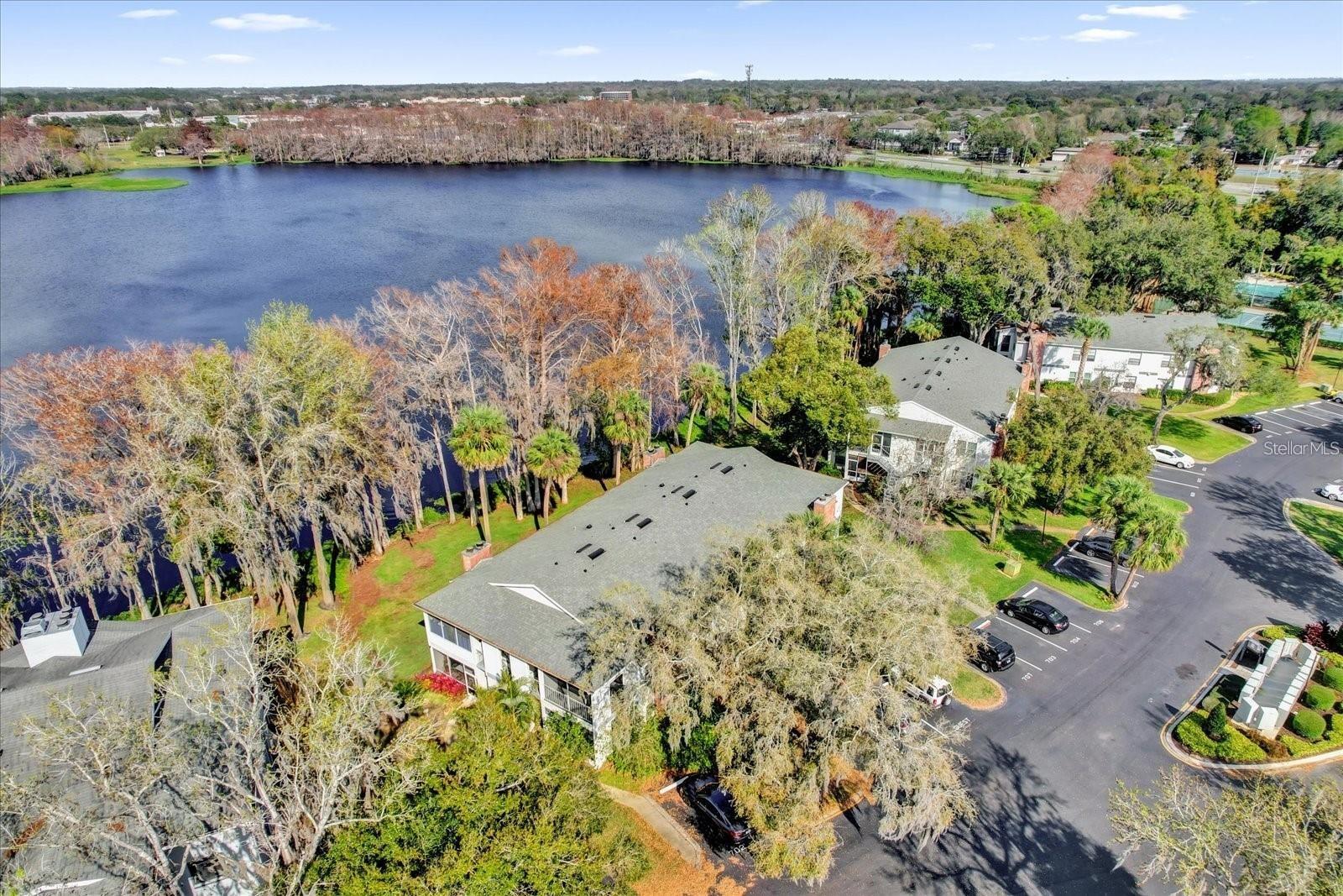 705 NORTHLAKE DR #705