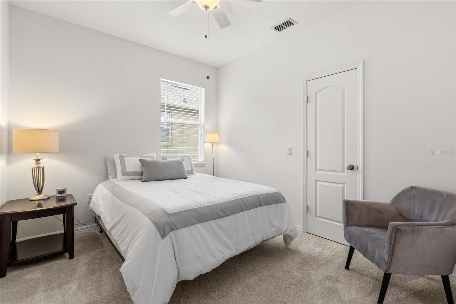 10518 EASTPARK WOODS DR