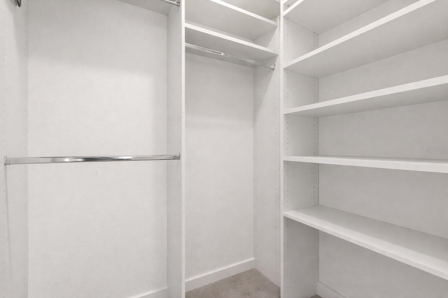 10518 EASTPARK WOODS DR