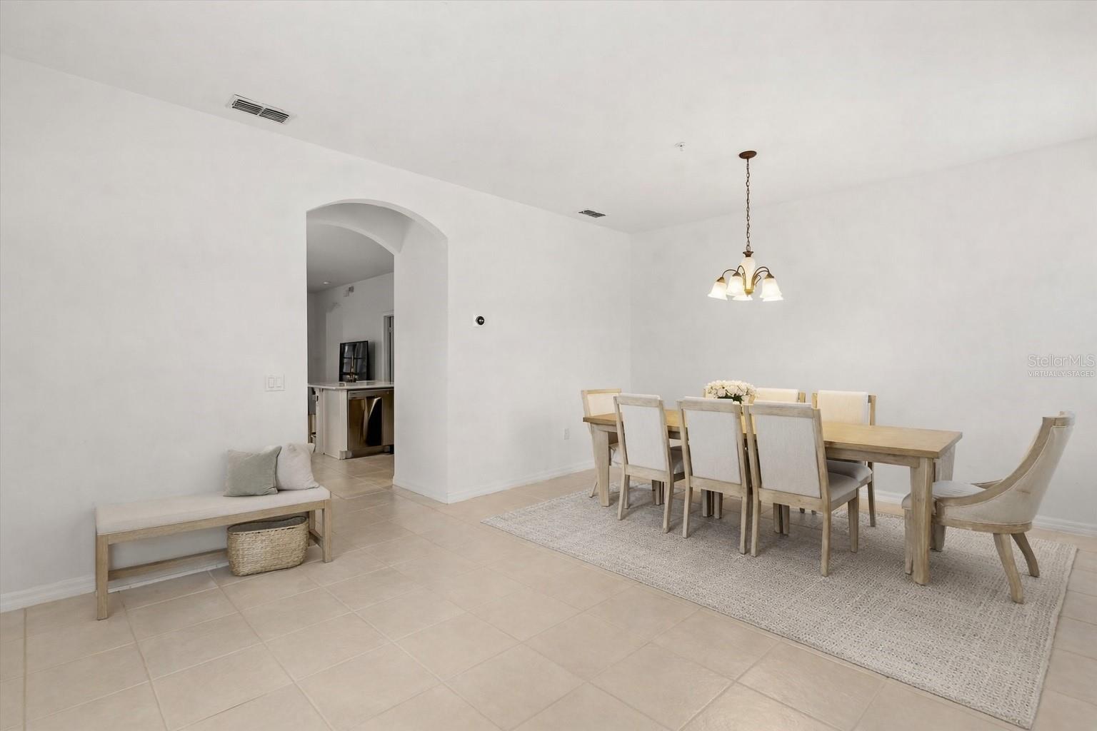 10518 EASTPARK WOODS DR