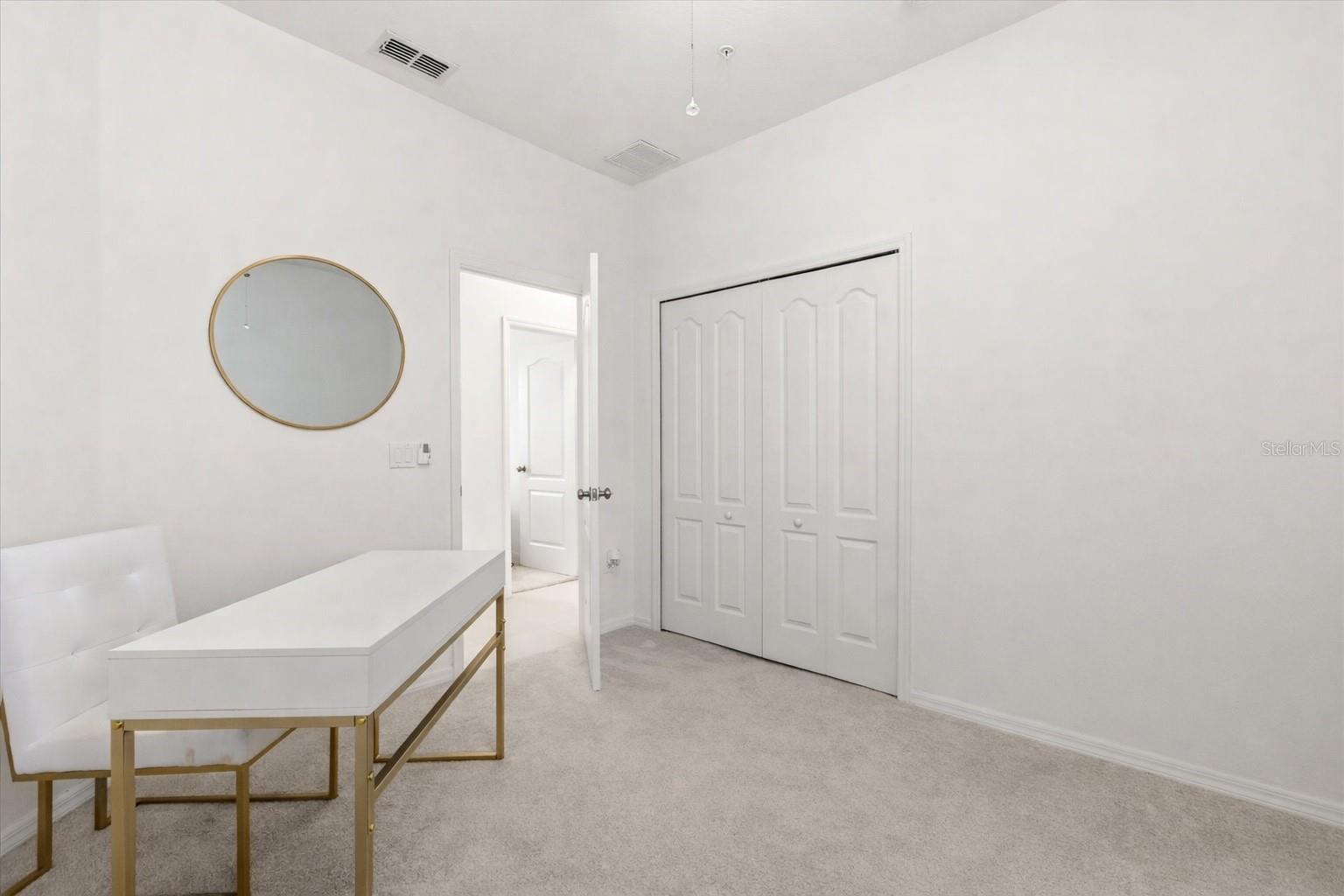 10518 EASTPARK WOODS DR