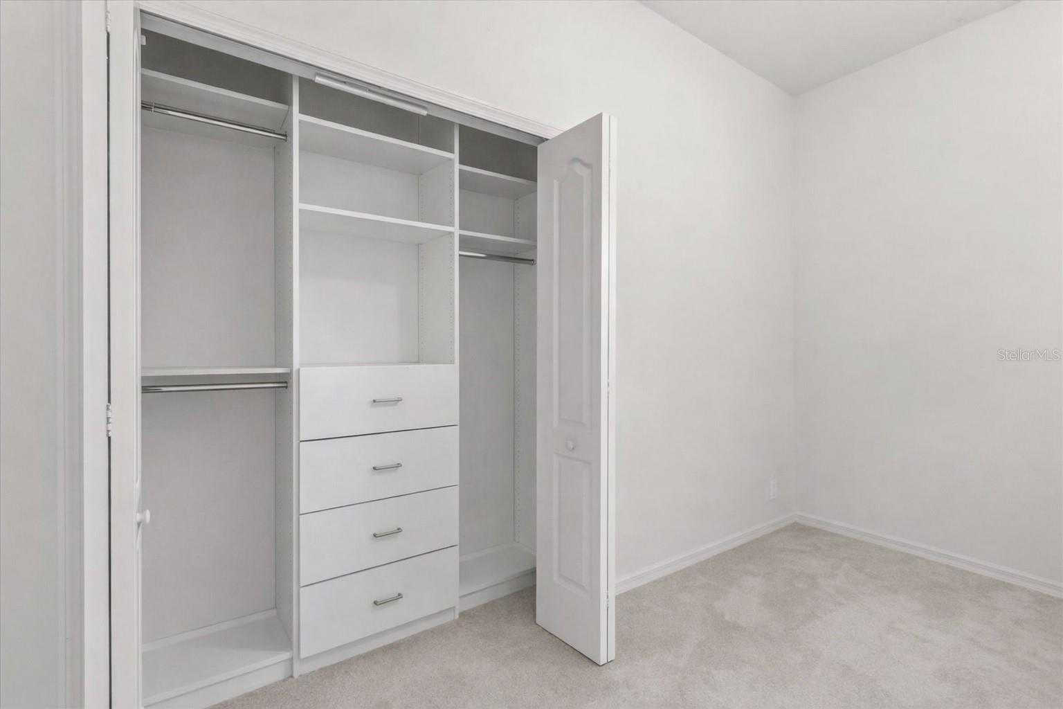 10518 EASTPARK WOODS DR