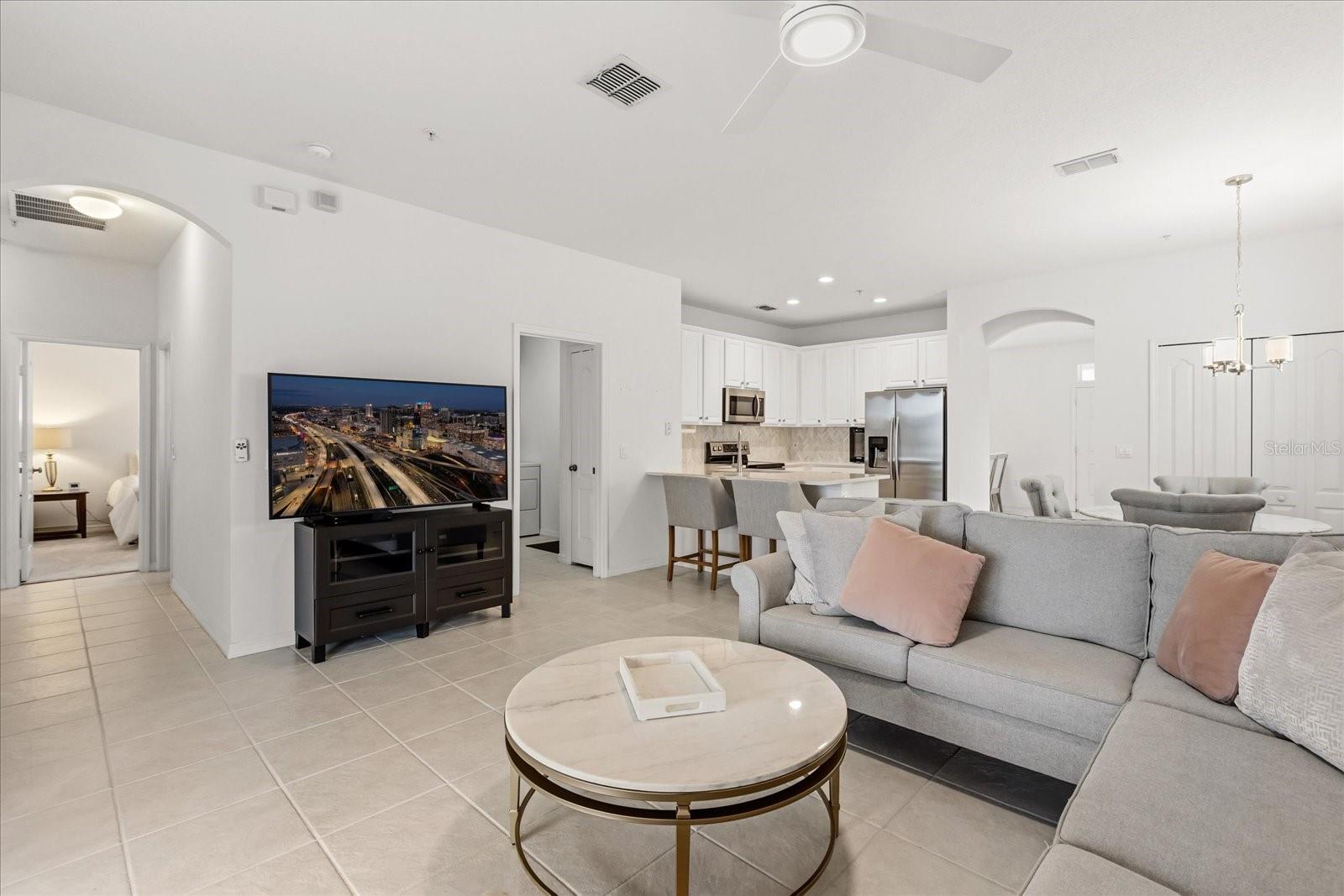 10518 EASTPARK WOODS DR