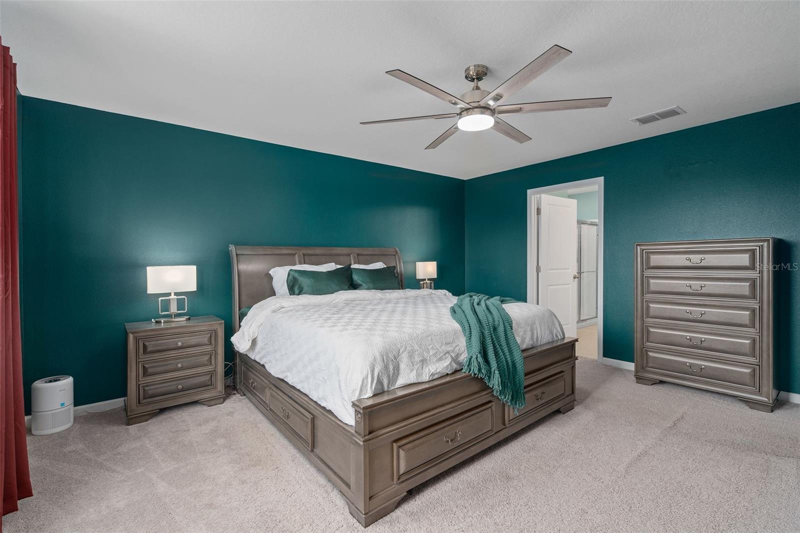 2336 LITCHFIELD LOOP