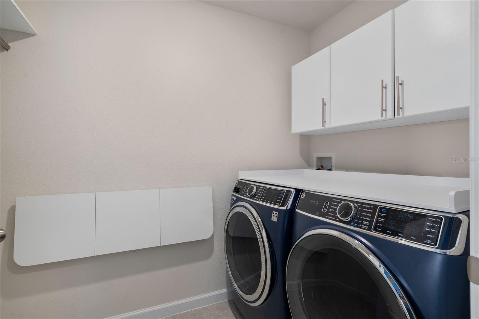 2336 LITCHFIELD LOOP