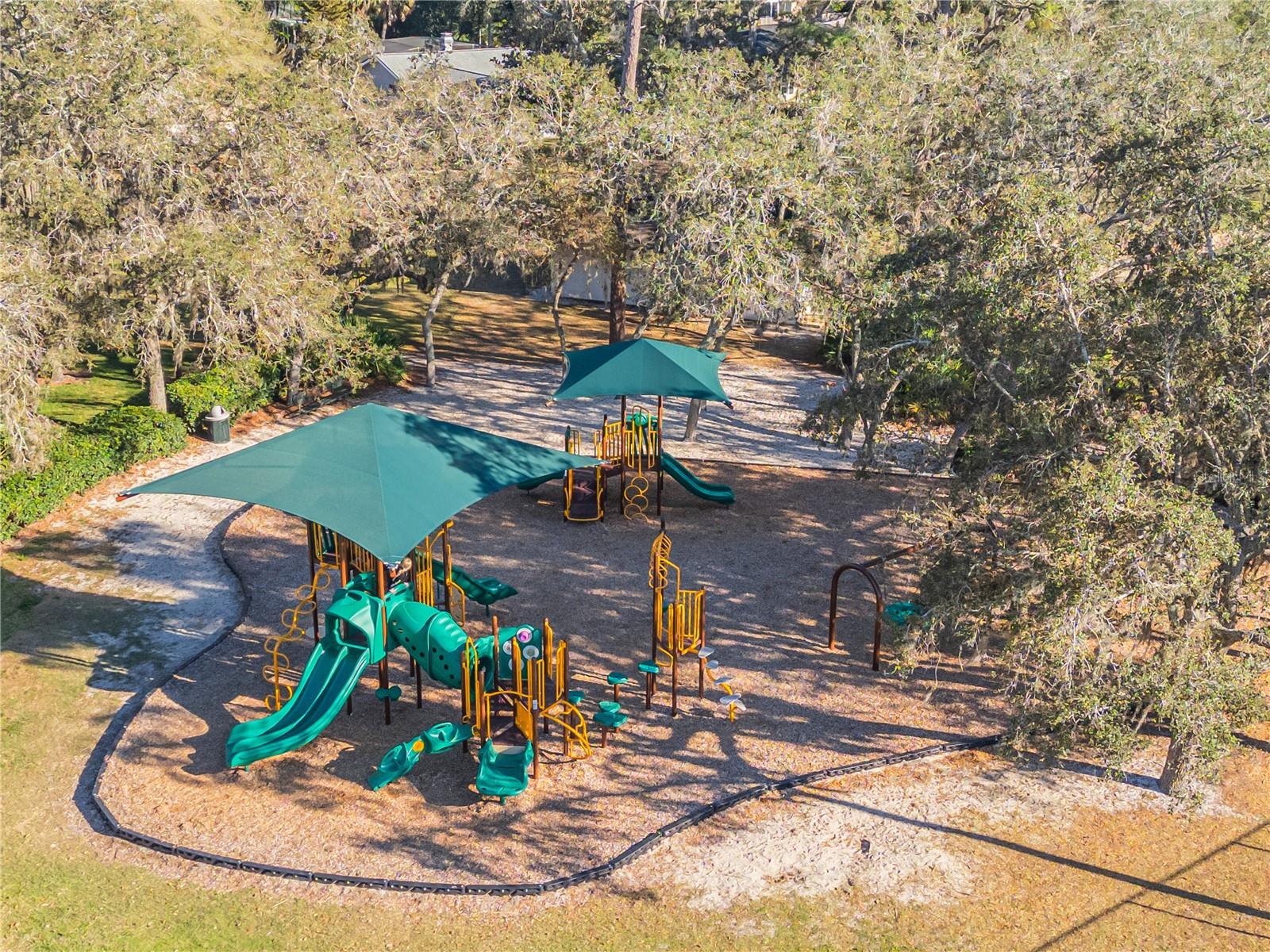 123 E CUMBERLAND CIR