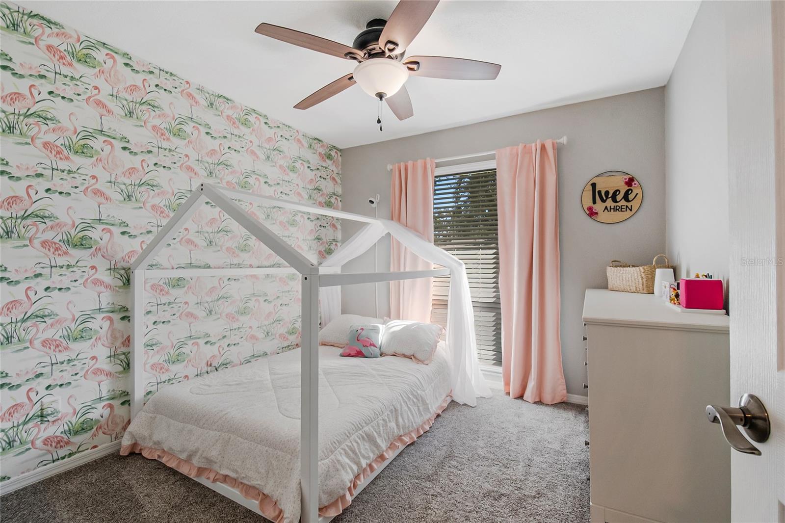 123 E CUMBERLAND CIR