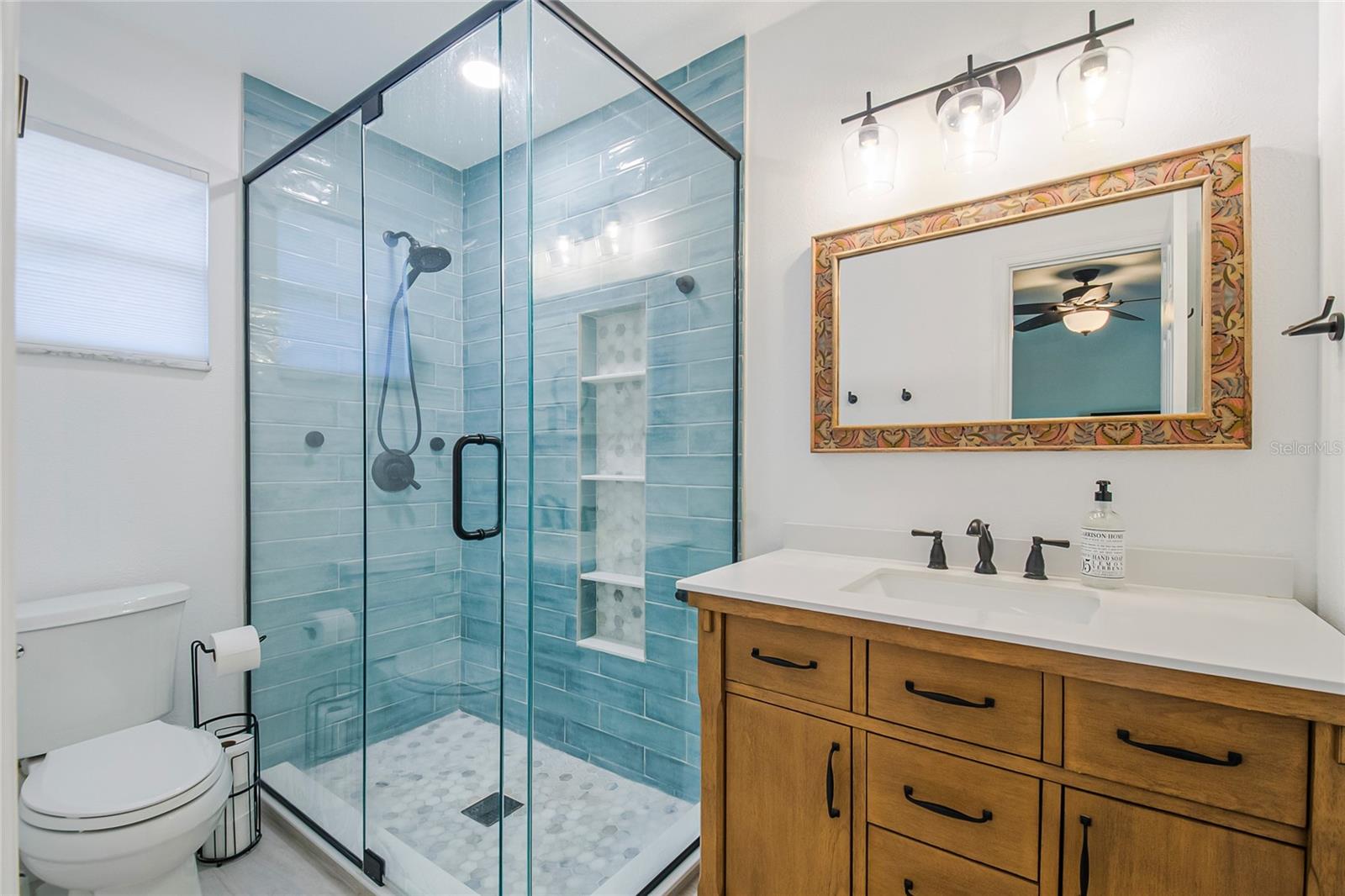 123 E CUMBERLAND CIR