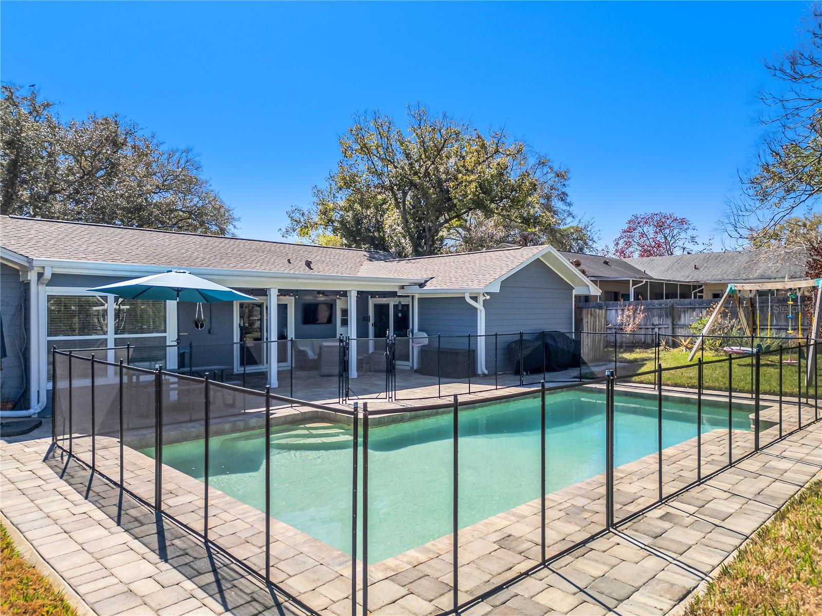 123 E CUMBERLAND CIR