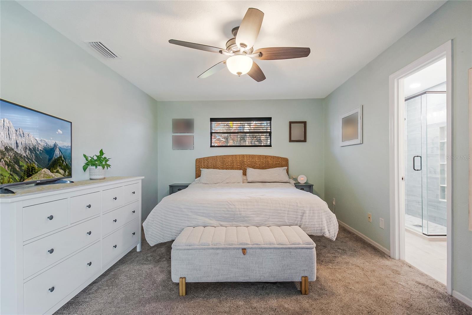 123 E CUMBERLAND CIR