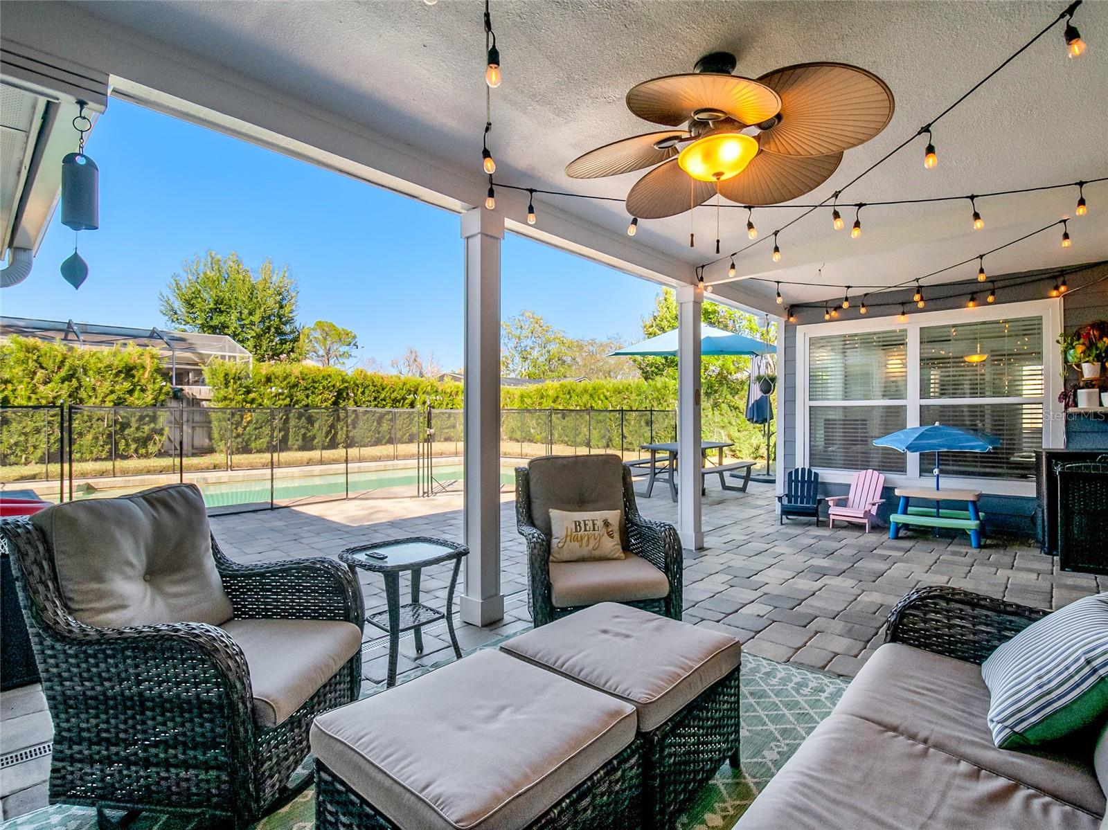 123 E CUMBERLAND CIR